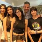 Sunjay Kapur with family members including children Samaira and Kiaan Kapoor and former wife Karisma Kapoor.